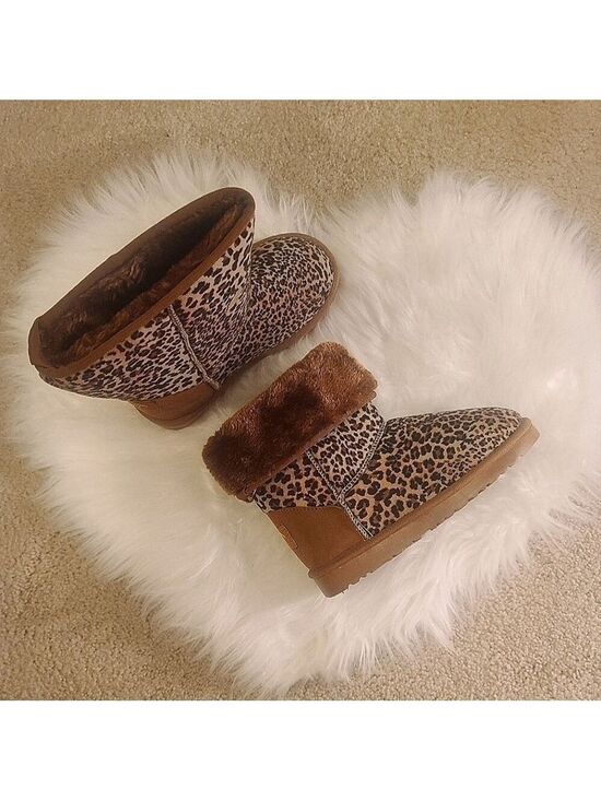 Wi-Fi Other - BNIB child's Wi-Fi Fuzzy leopard print boots!